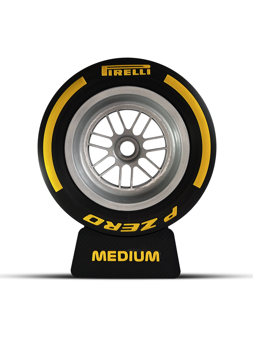 Pneu Medium - 2025