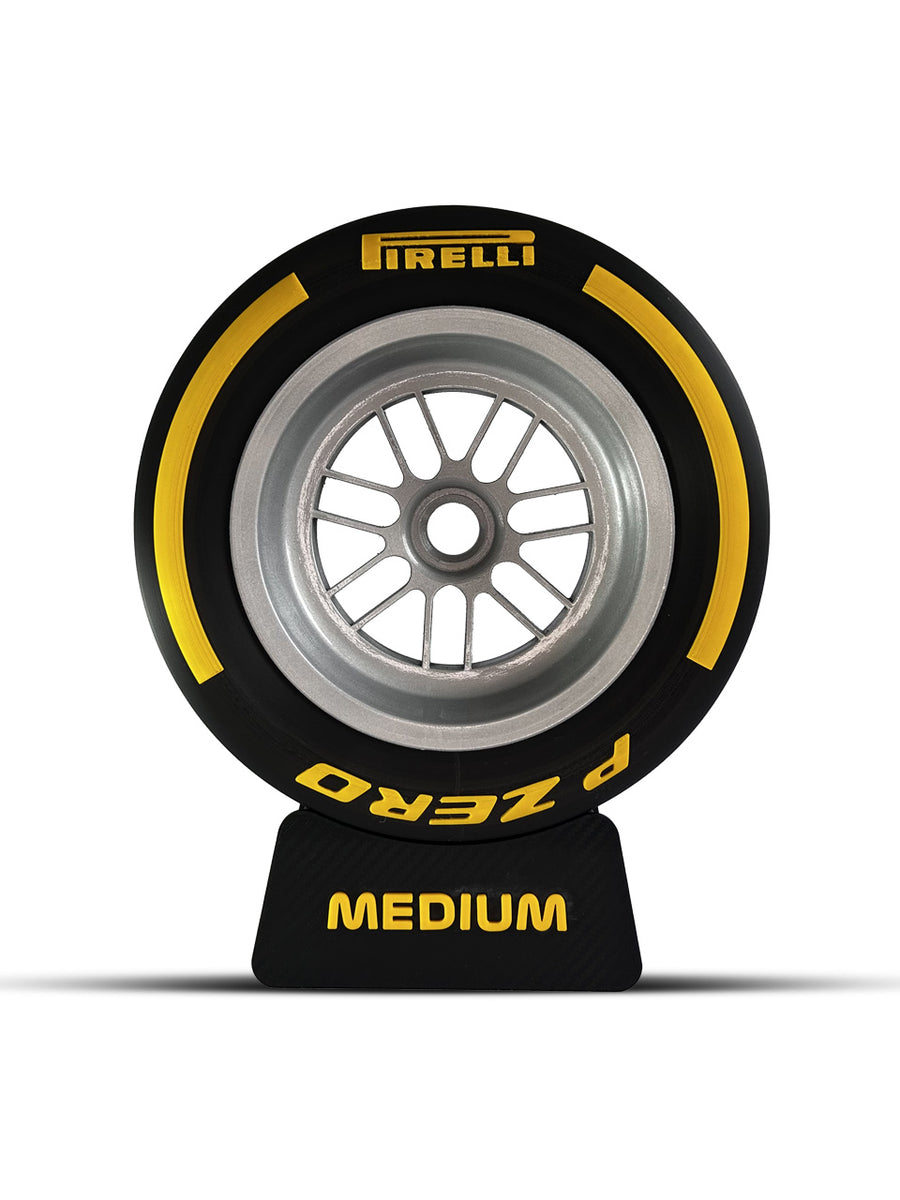 Pneu Medium - 2025